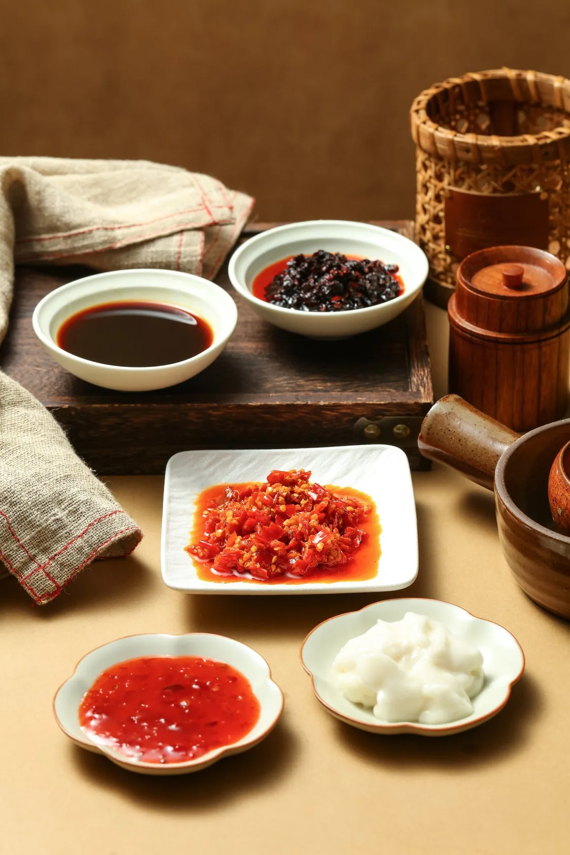 Dipping sauces at the sauce counter
